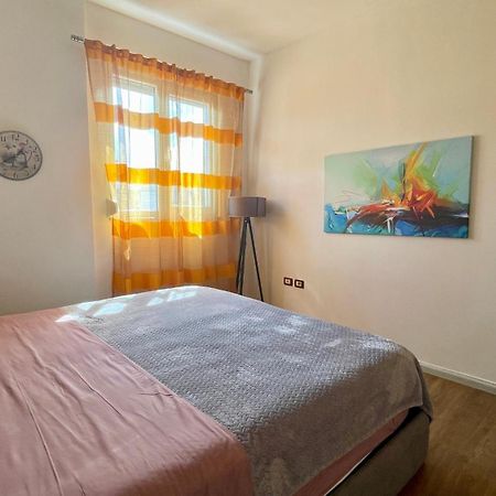 21° Bs Pazari City Center Comfort Apartment Tiranë Ngoại thất bức ảnh