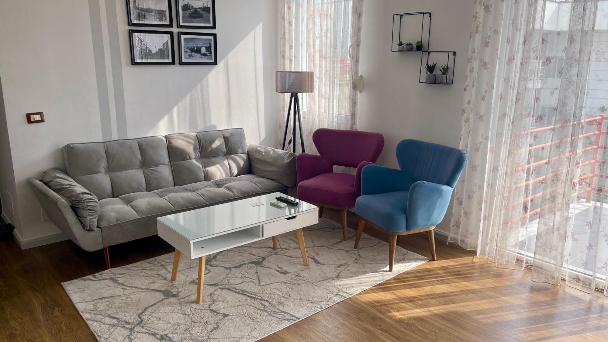 21° Bs Pazari City Center Comfort Apartment Tiranë Ngoại thất bức ảnh