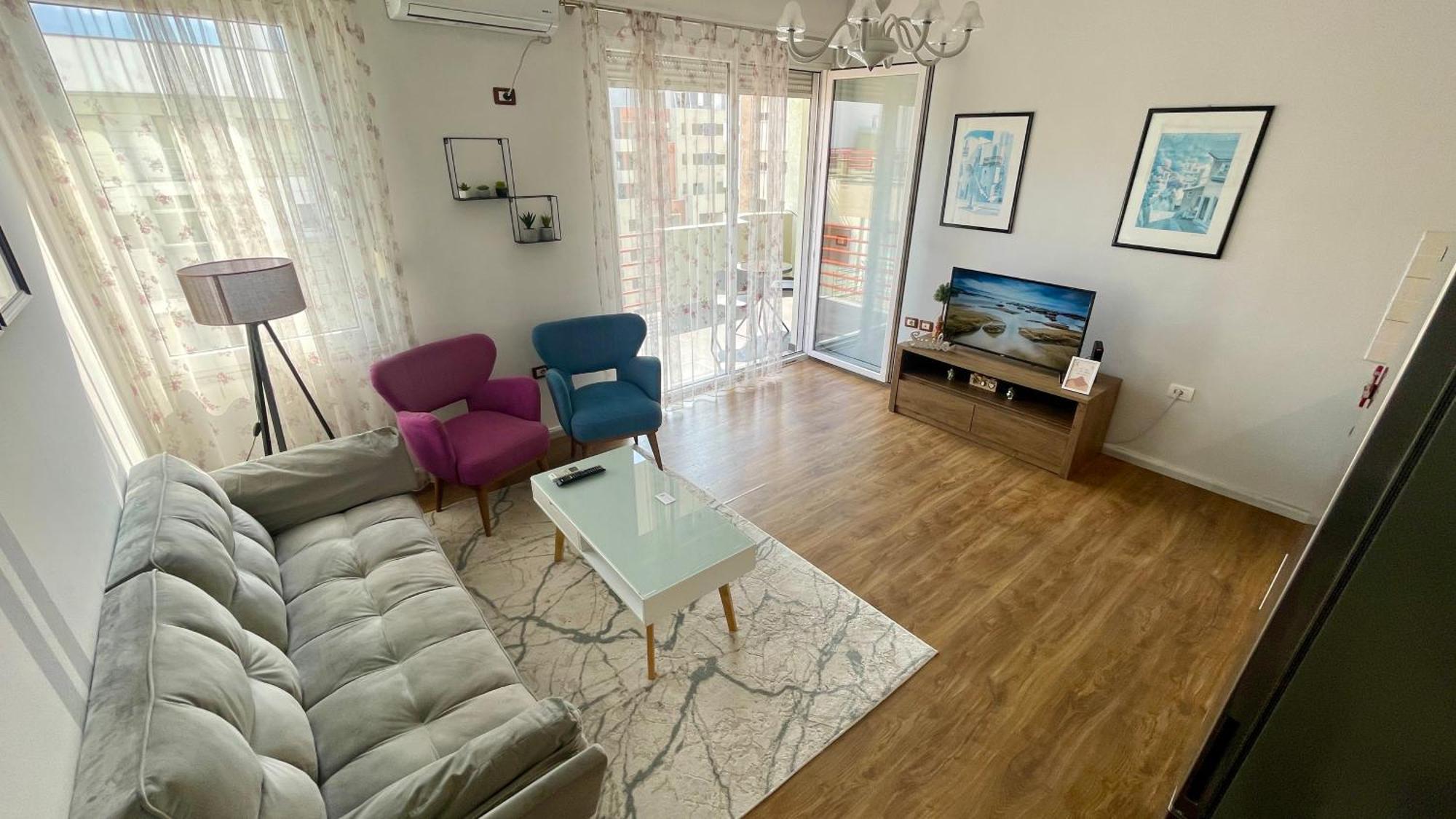 21° Bs Pazari City Center Comfort Apartment Tiranë Ngoại thất bức ảnh