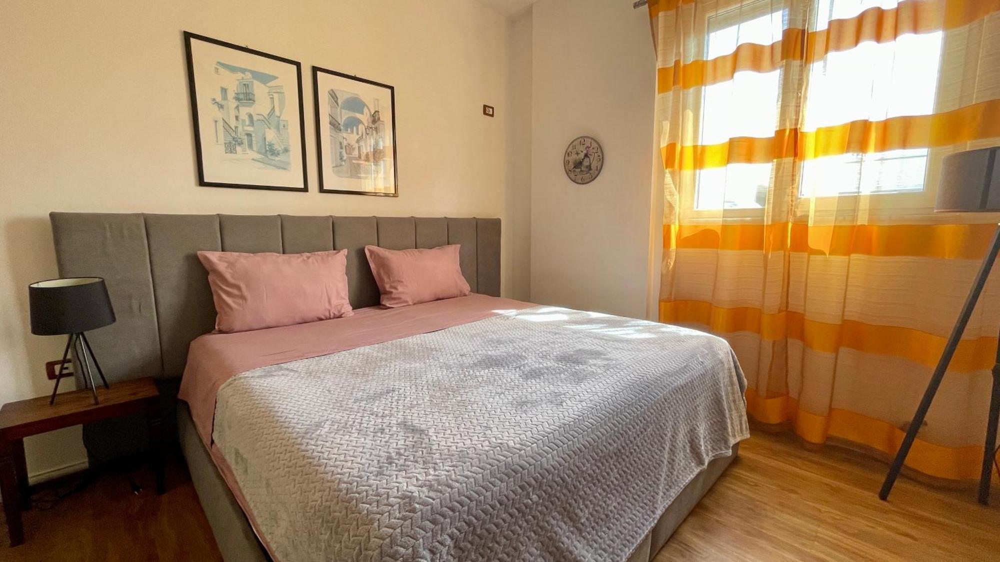 21° Bs Pazari City Center Comfort Apartment Tiranë Ngoại thất bức ảnh